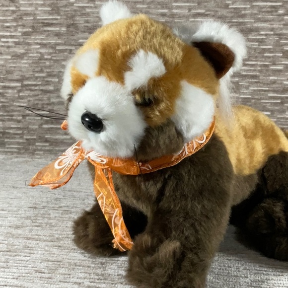 Realistic Red Panda Plush Semo 10" - Picture 6 of 9